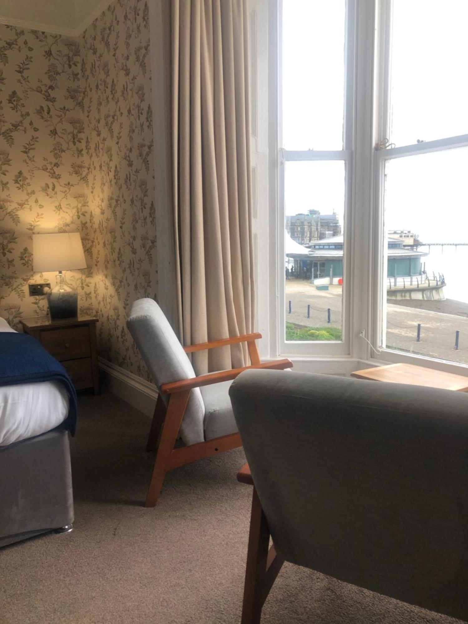 Helmsman Guesthouse Aberystwyth Ngoại thất bức ảnh